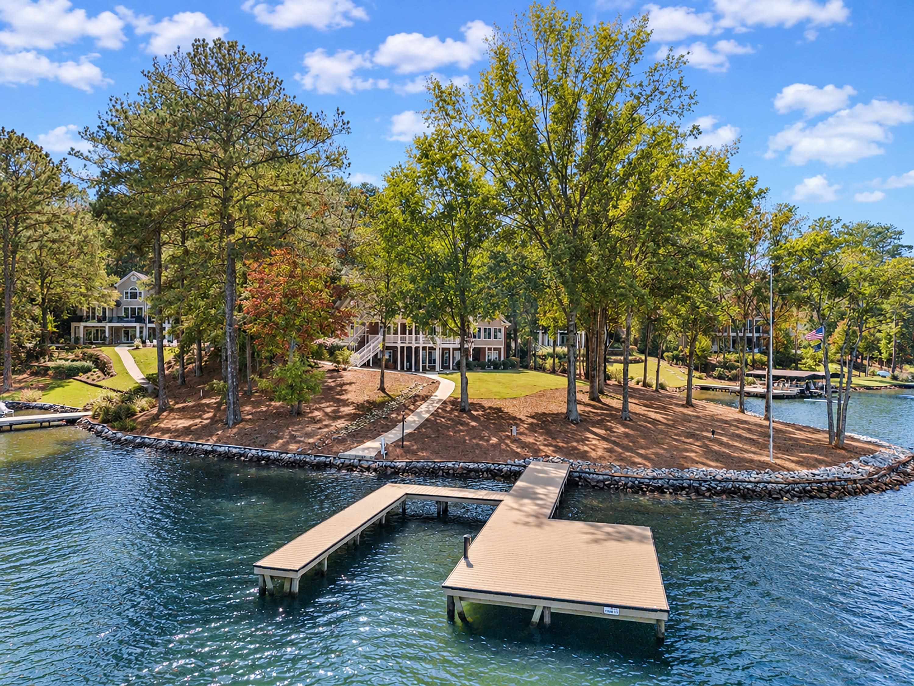 1041 SUMMERWIND DRIVE