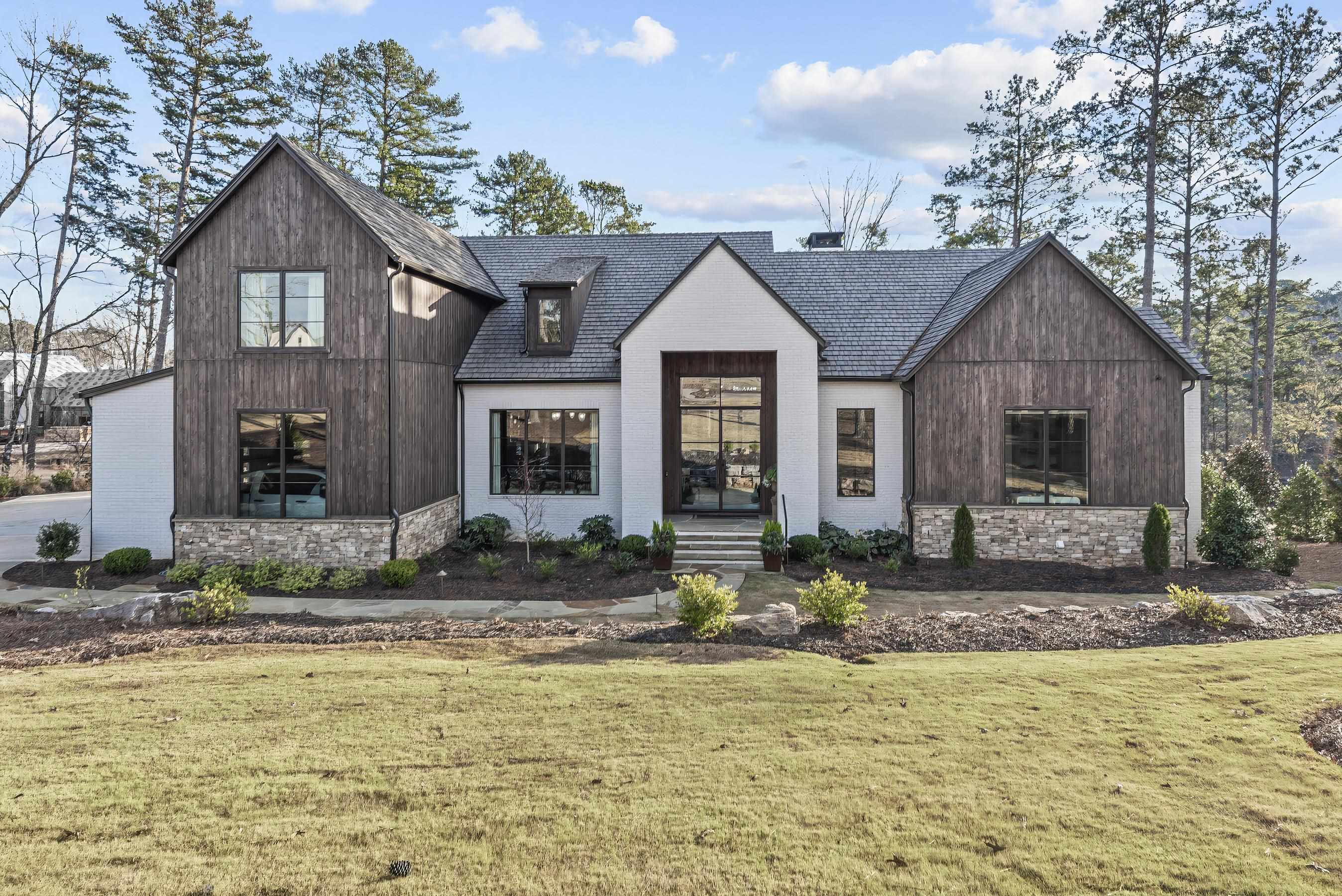 1131 NEARY RIDGE