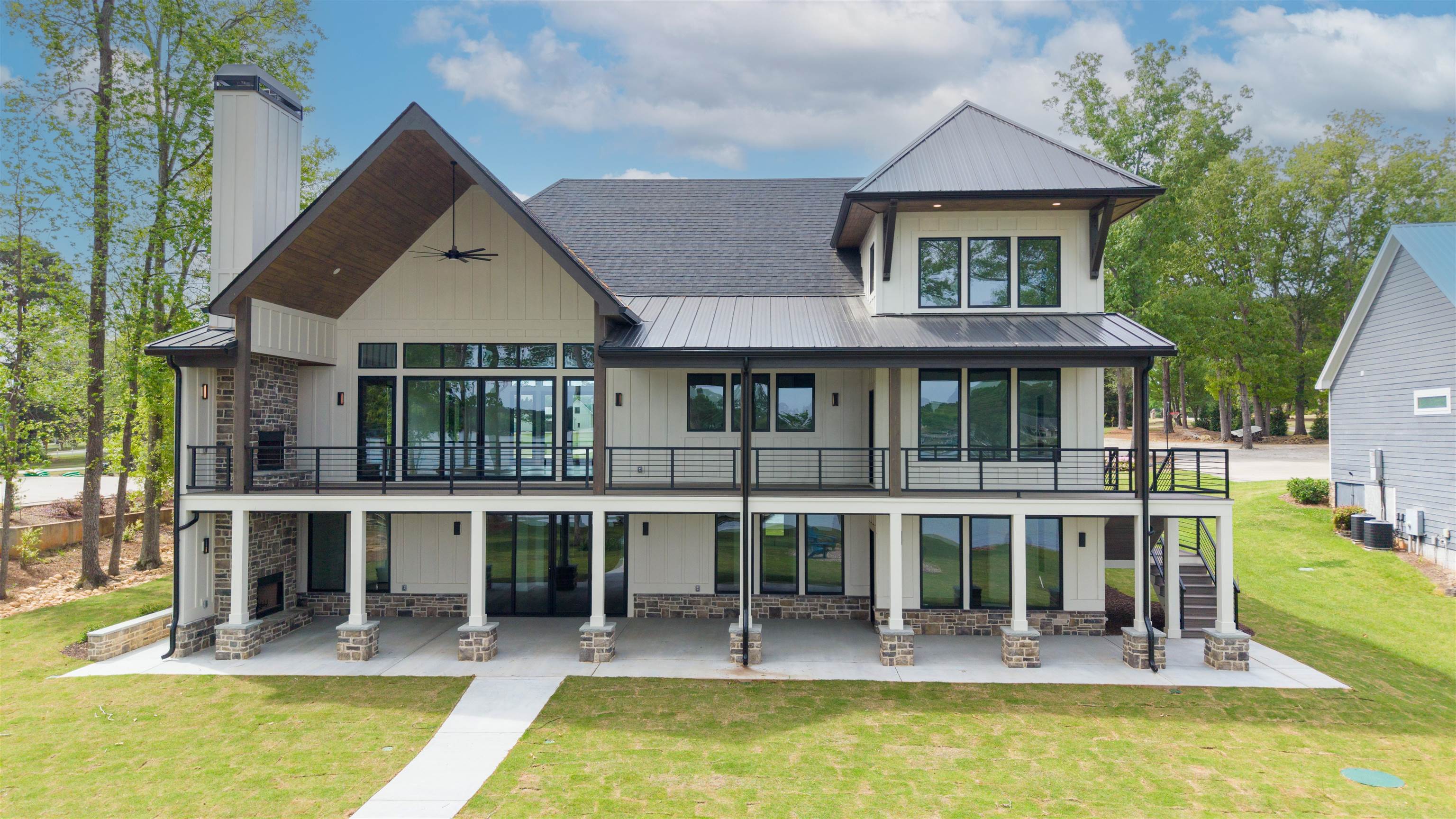 159A LAKEVIEW DRIVE