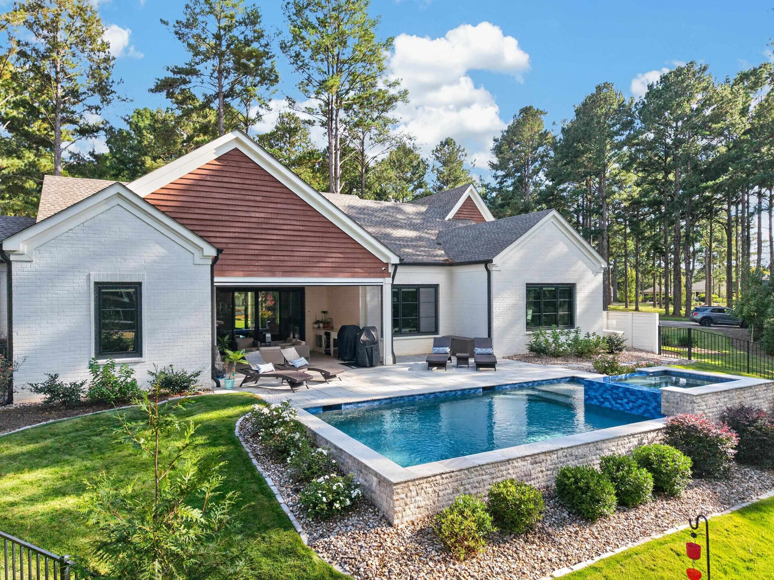 102 BLACK HAWK DRIVE