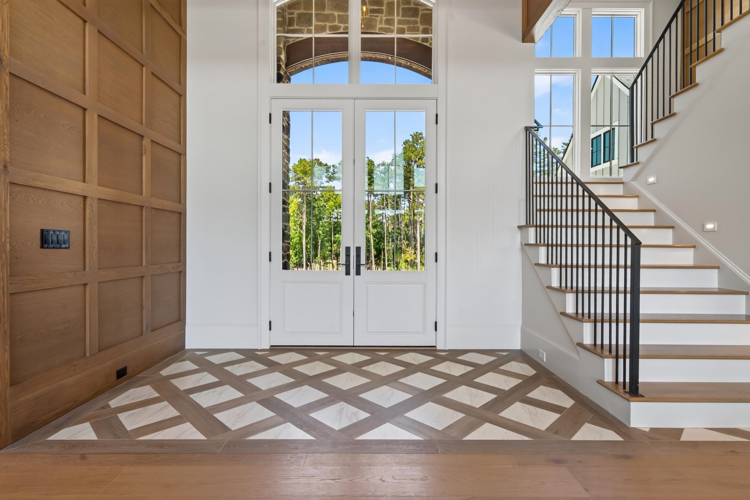 1110 POND CREST LANE