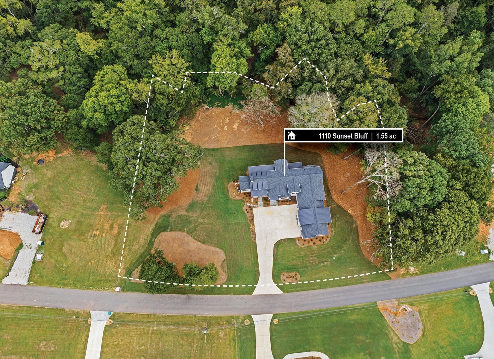 1110 SUNSET BLUFF