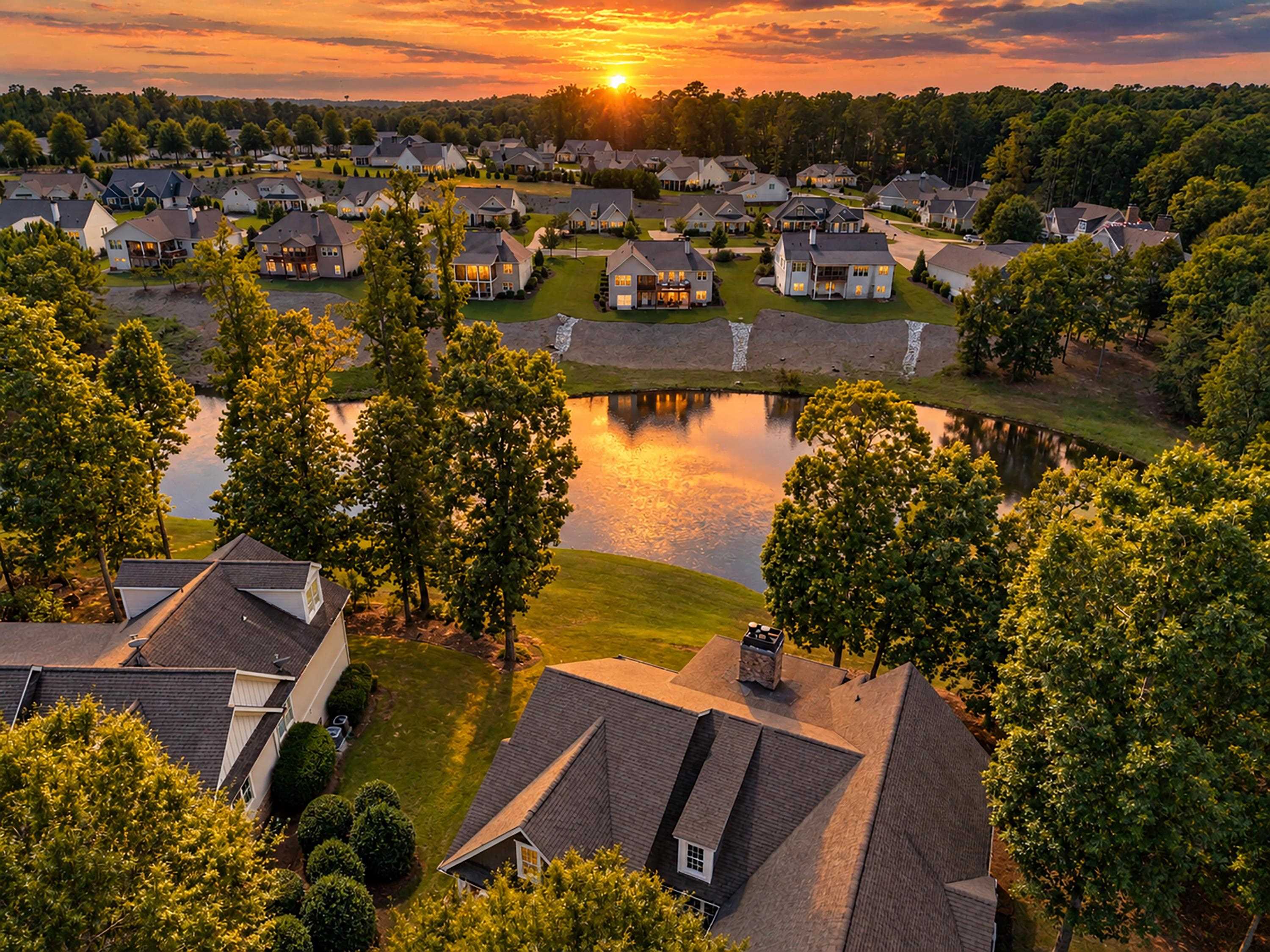 1021 HARBOR LOOP