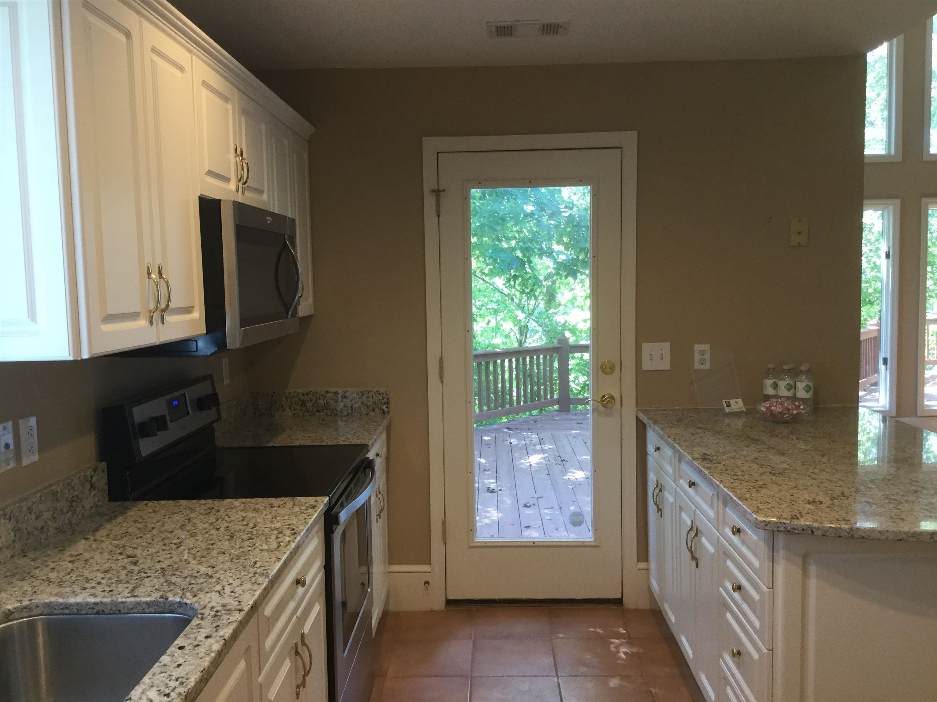 Greensboro, Georgia 30642, United States, 2 Bedrooms Bedrooms, ,3 BathroomsBathrooms,Residential,Pending,113155