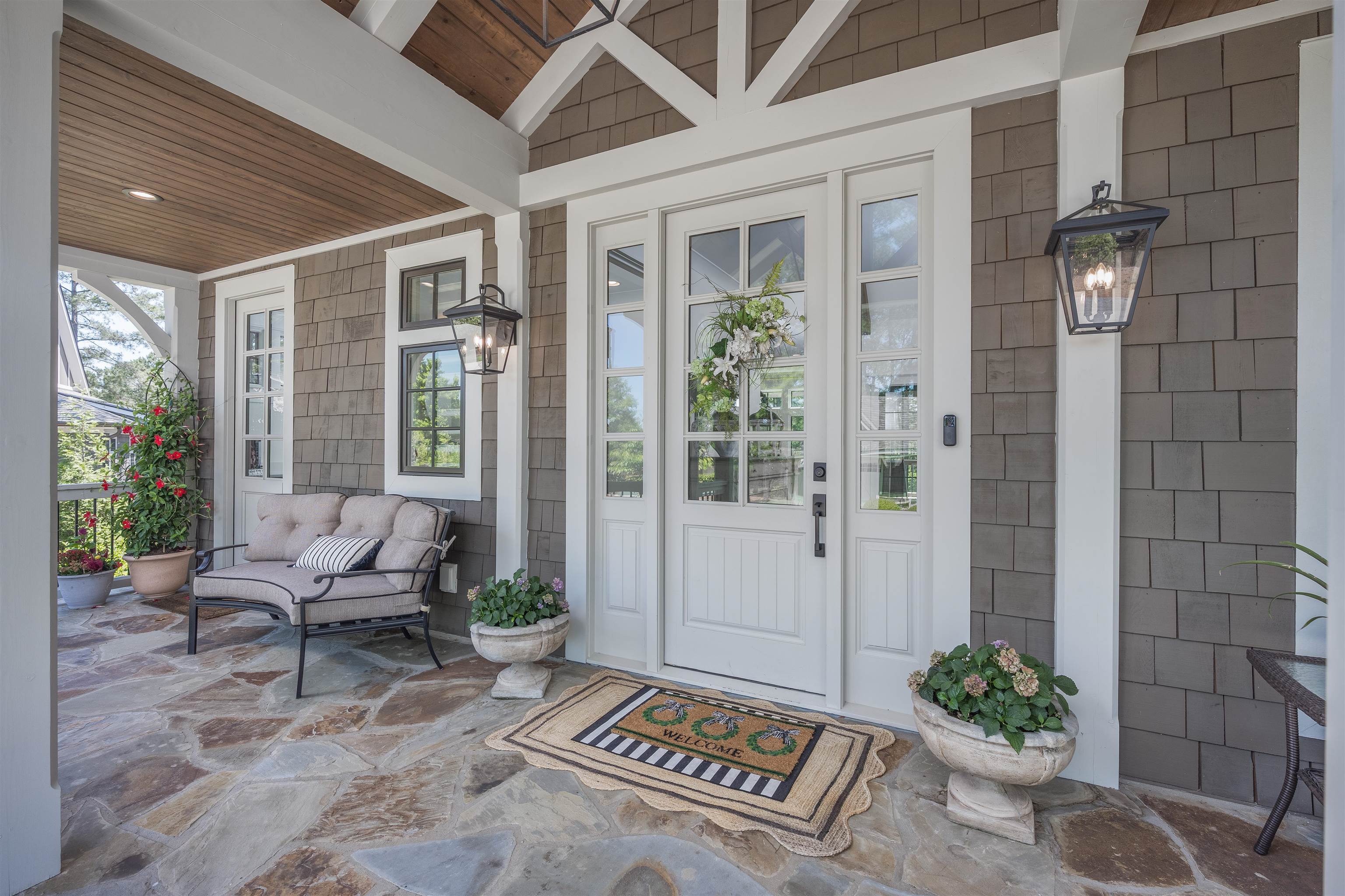 1250 COTTAGE LANE EAST