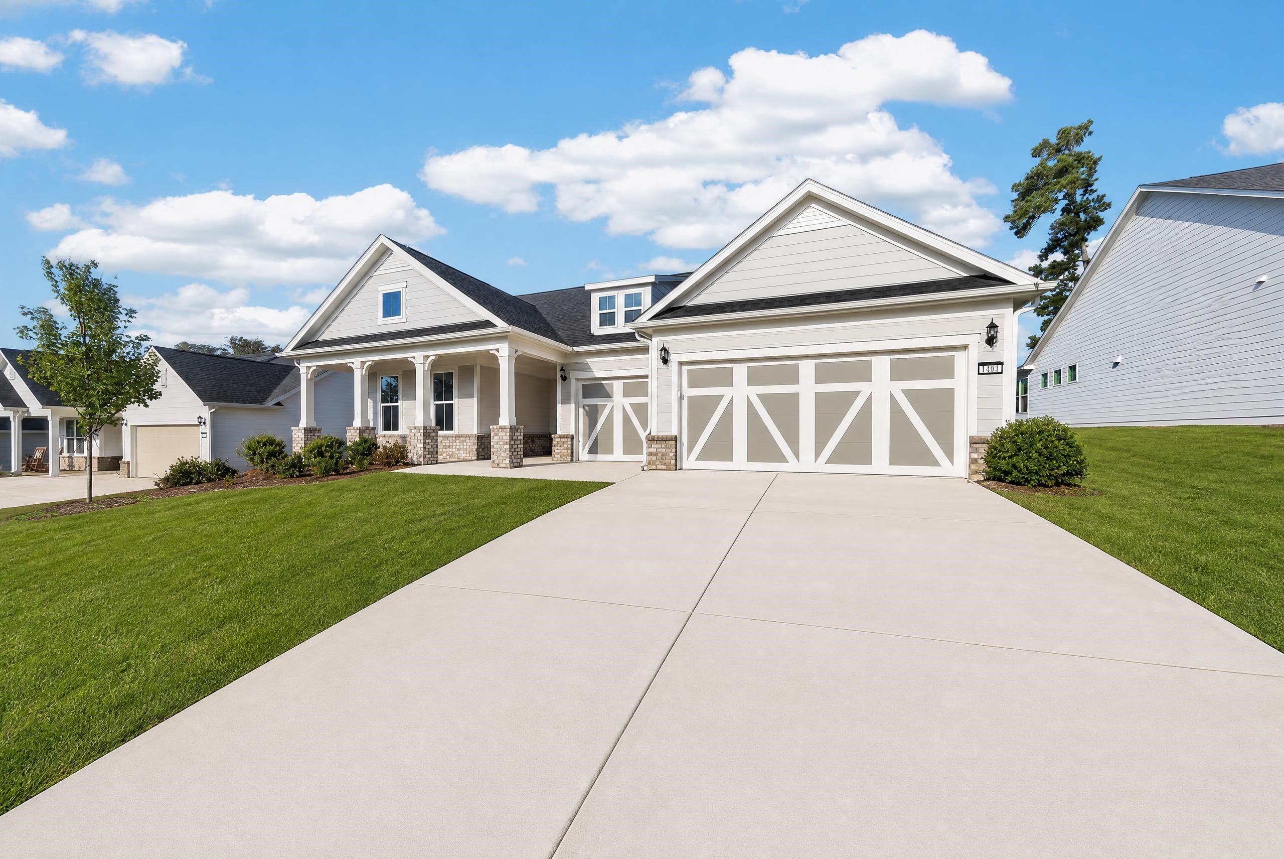 1403 CANOE DRIVE