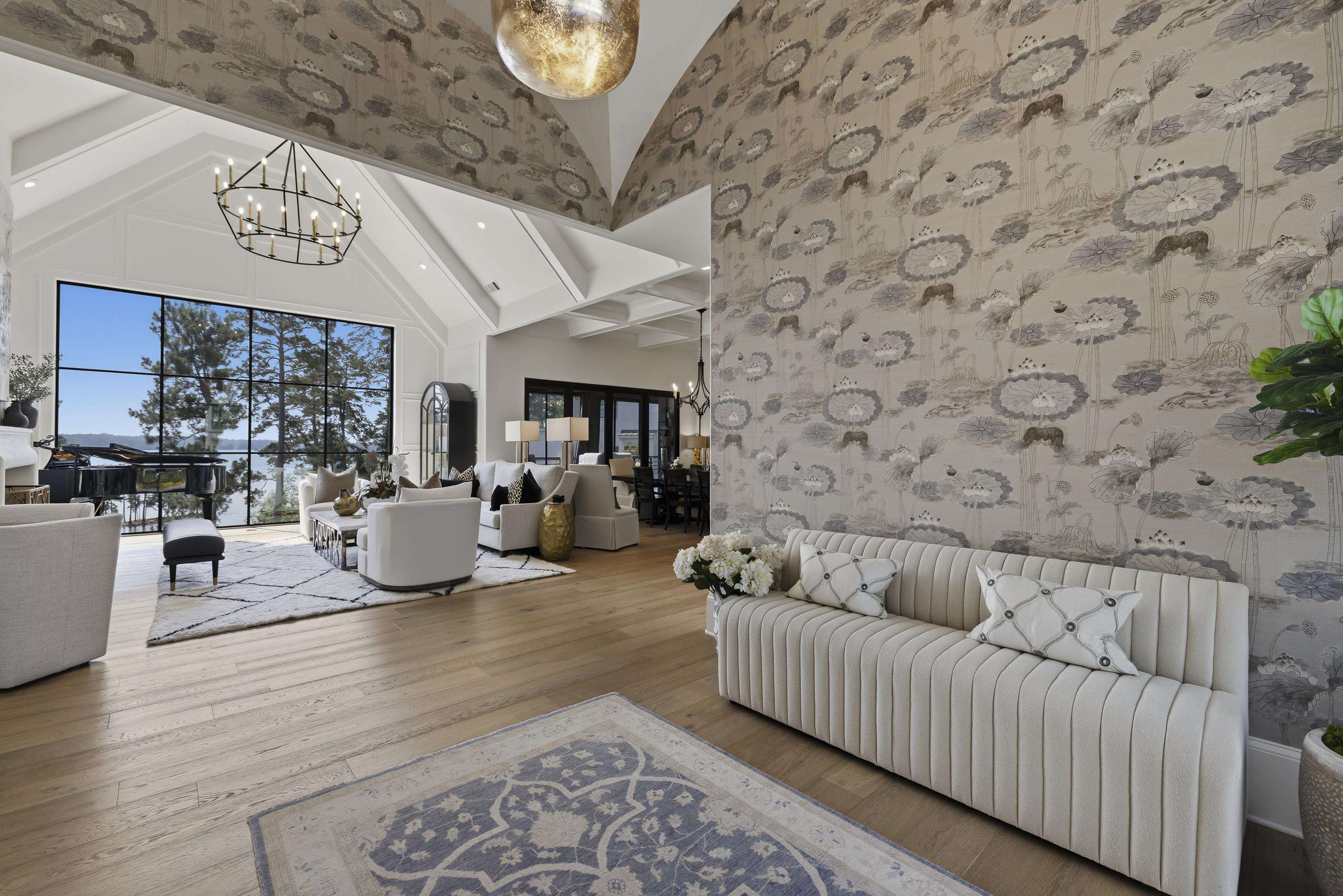 1120 NEARY RIDGE
