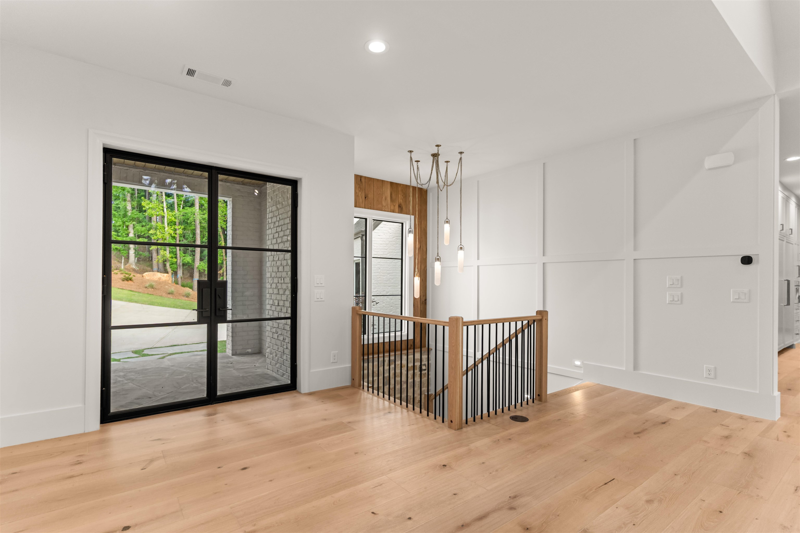 1040 SUNRISE COURT