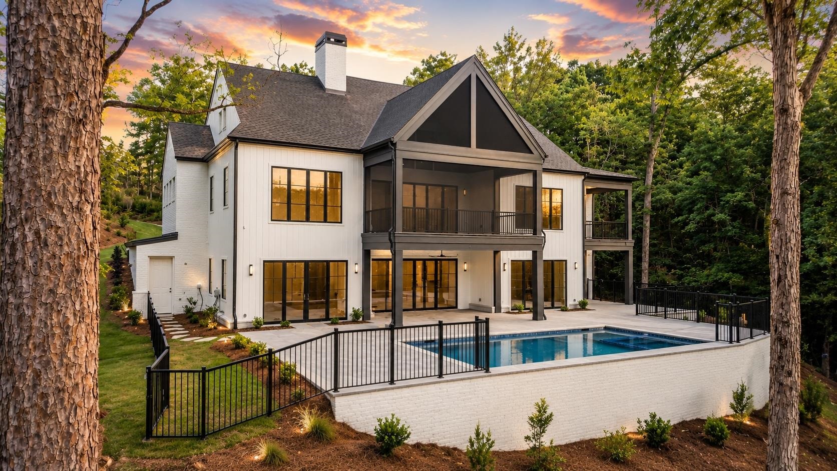 1040 SUNRISE COURT