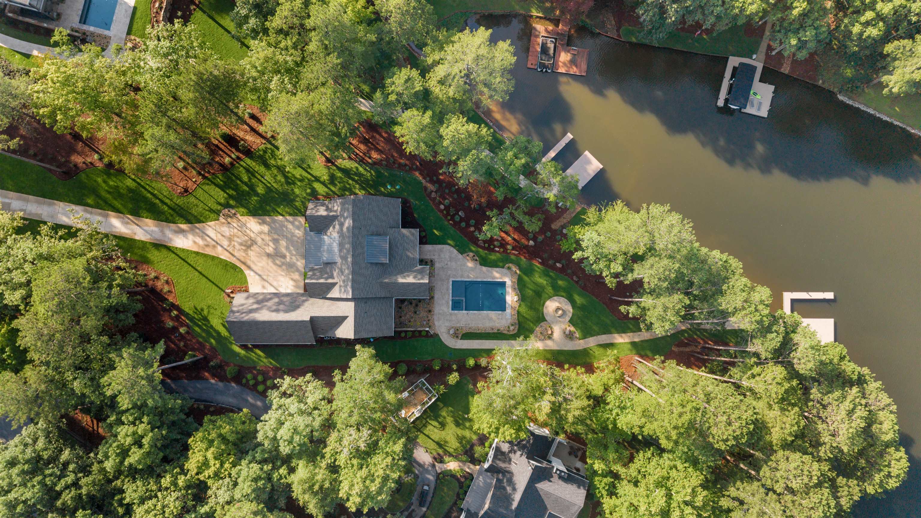 1010 GREYFIELD ROAD