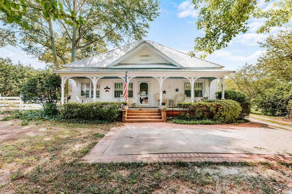 4841 FAIRPLAY RD, MADISON, GA 30650 - Image aeee40da47dcc47b257a231dbc0fa613/3863633992