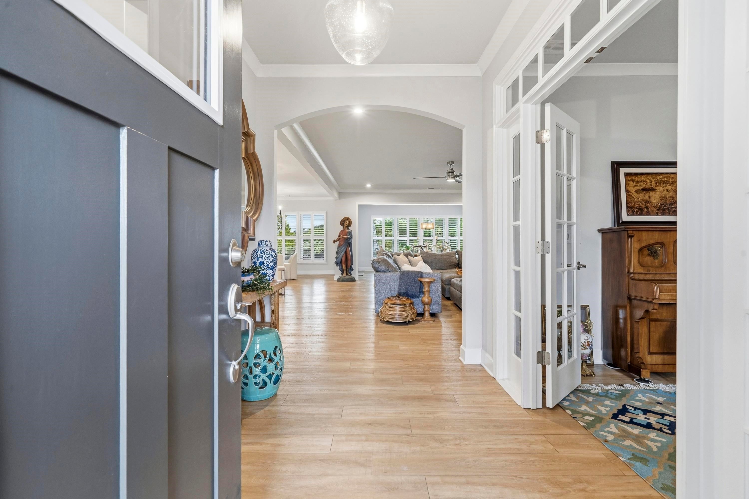 1020 LAKE TERRACE BEND