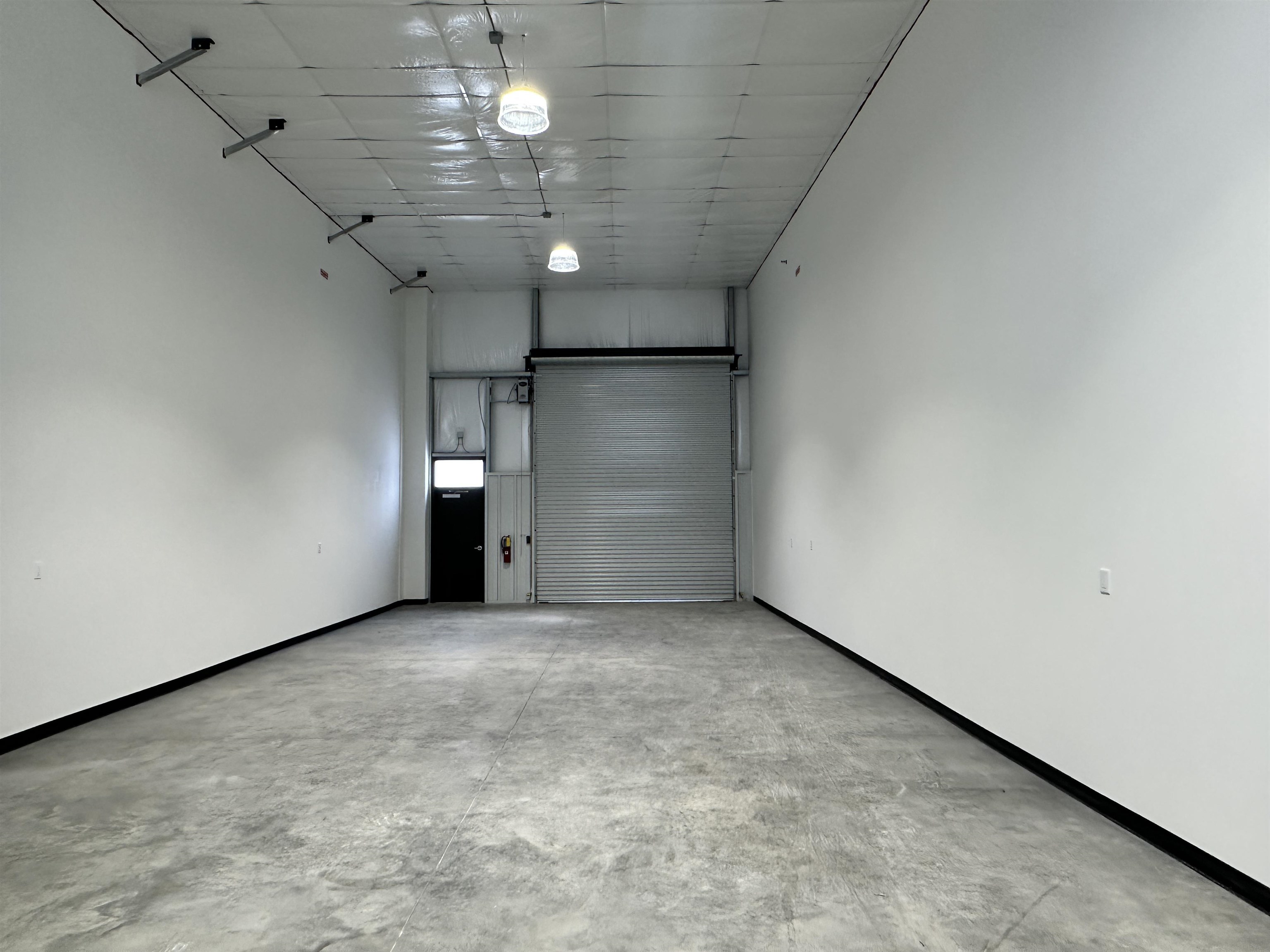 1040 PARK CT Garage I3