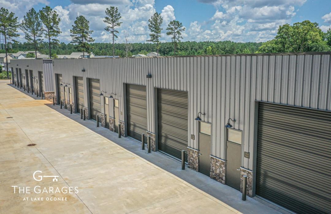 1040 PARK CT Garage I3