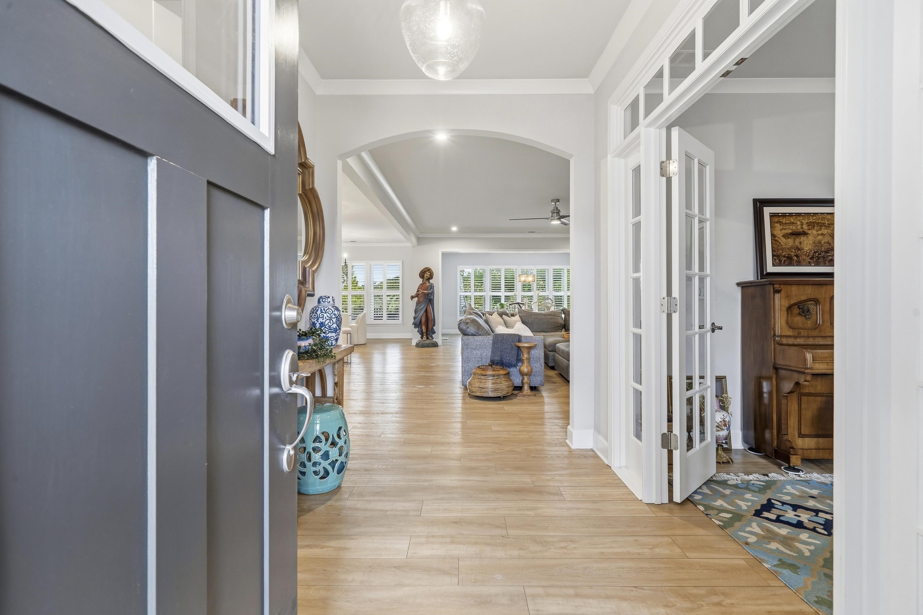 1020 LAKE TERRACE BEND