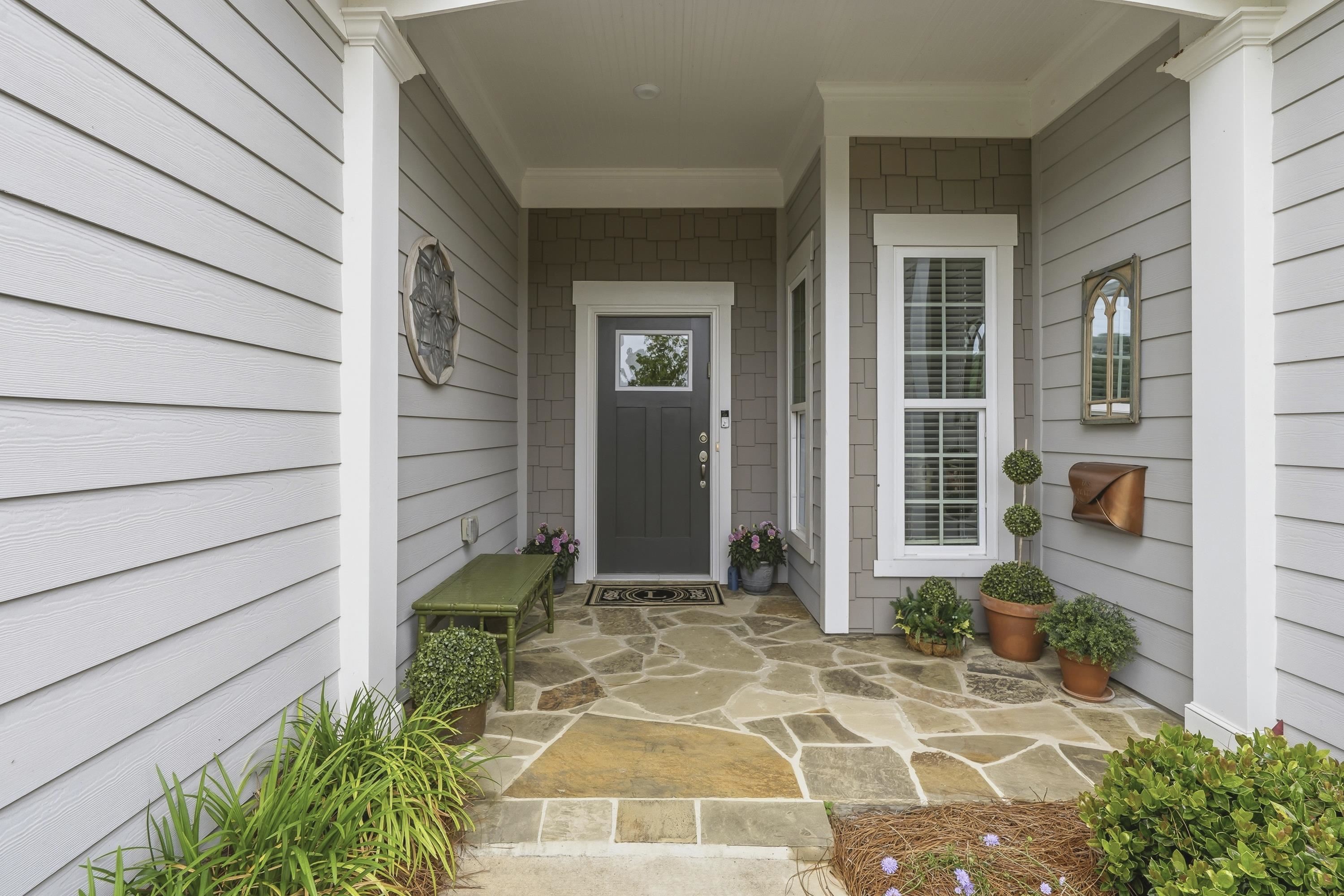 1020 LAKE TERRACE BEND