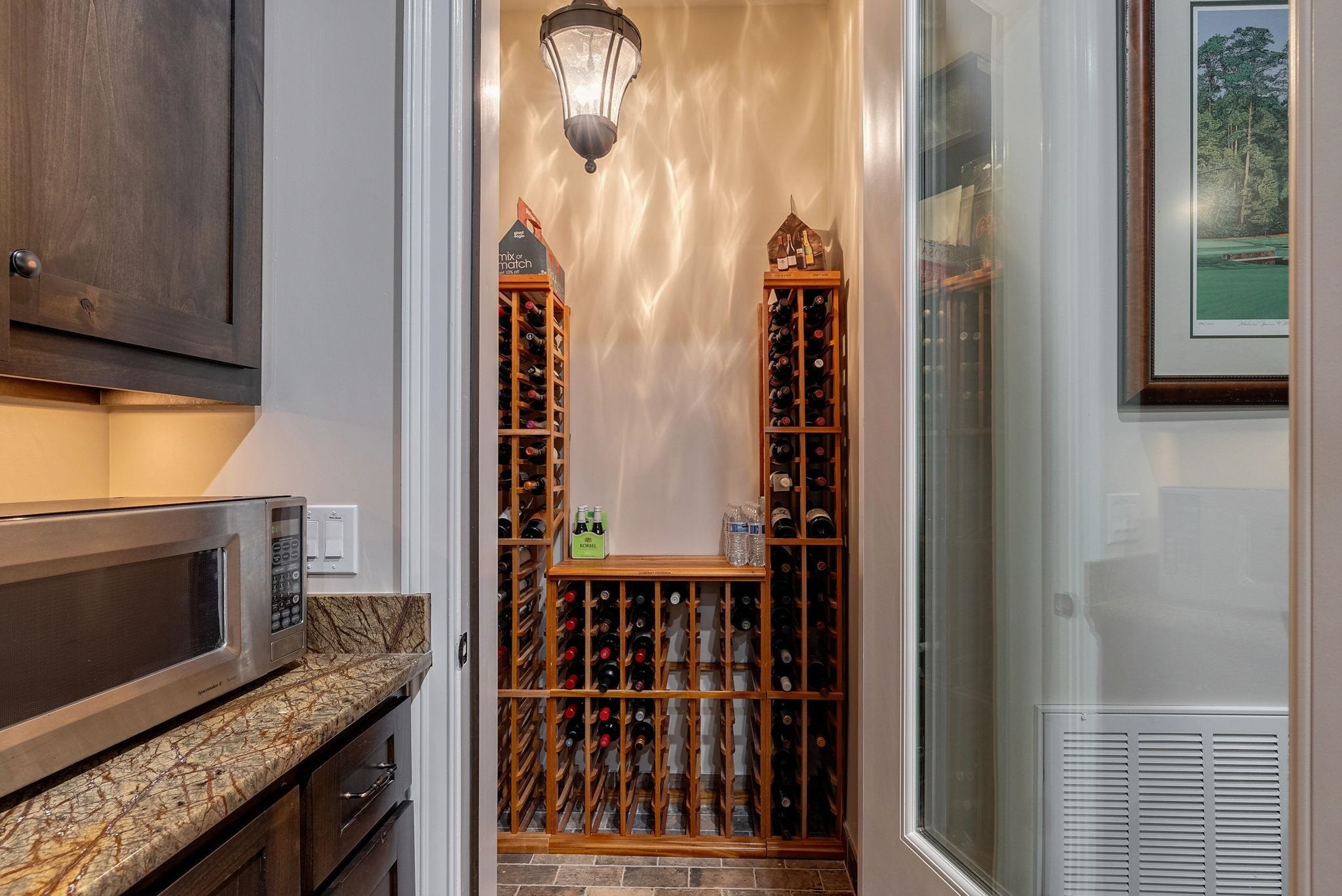 Greensboro, Georgia 30642, United States, 5 Bedrooms Bedrooms, ,5 BathroomsBathrooms,Residential,Active,80450