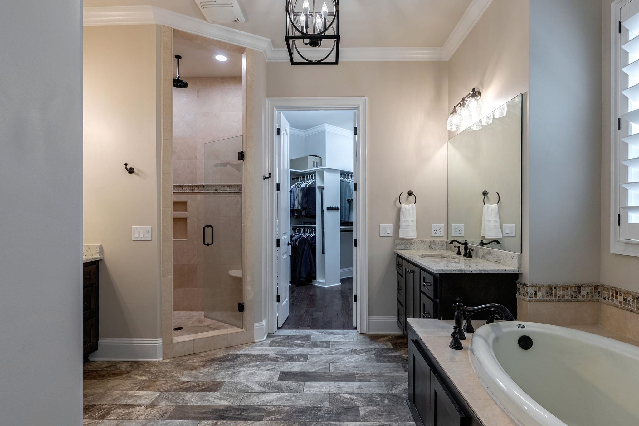 Greensboro, Georgia 30642, United States, 5 Bedrooms Bedrooms, ,5 BathroomsBathrooms,Residential,Active,80450