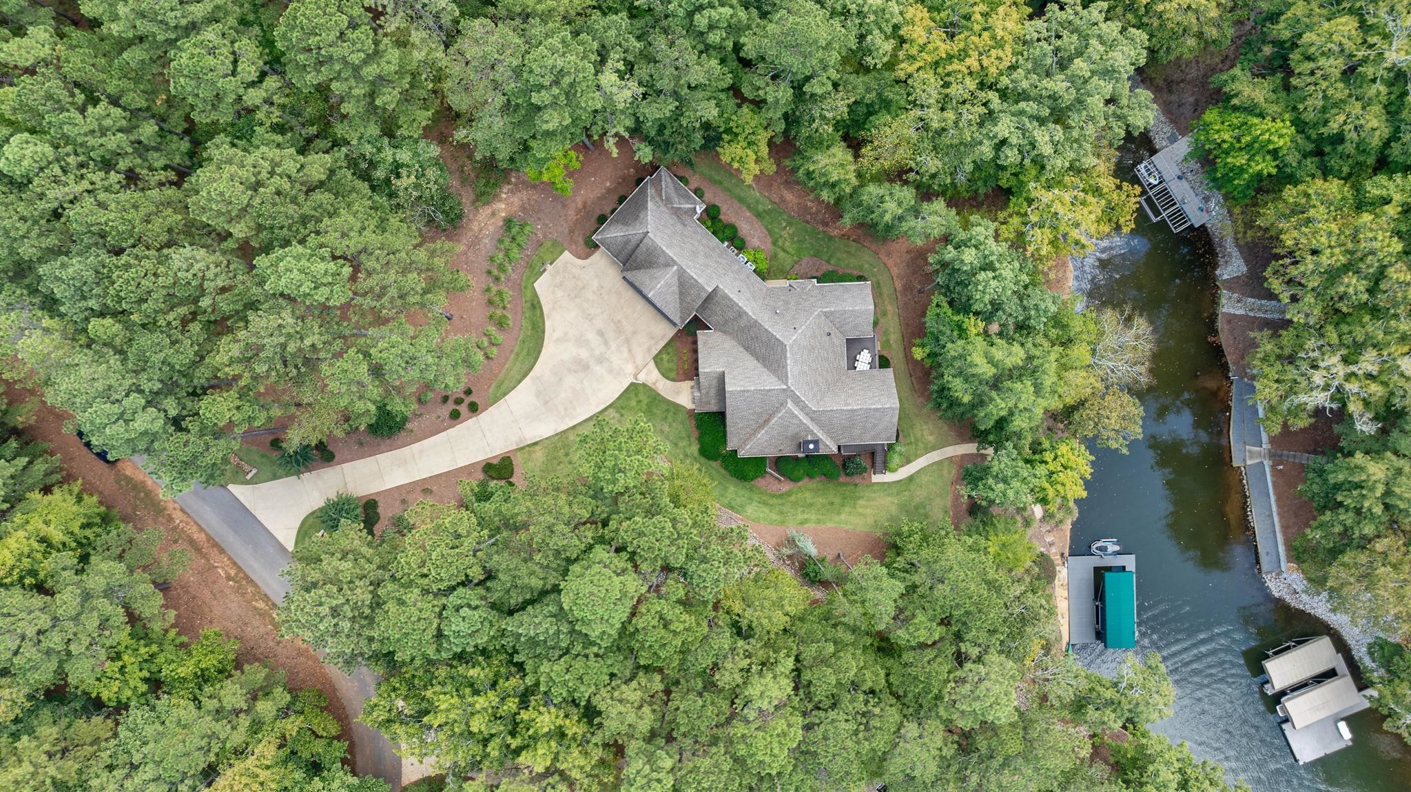 Greensboro, Georgia 30642, United States, 5 Bedrooms Bedrooms, ,5 BathroomsBathrooms,Residential,Active,80450