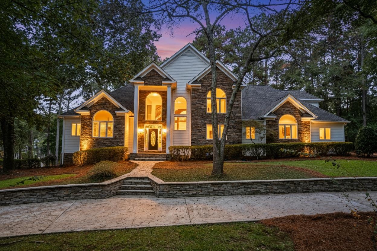 1001 SHOAL CREEK COURT
