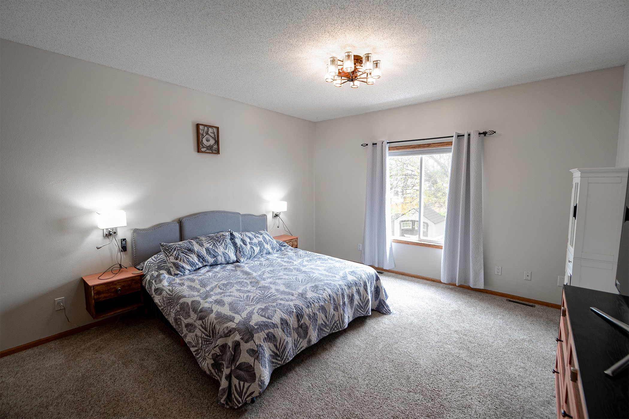 1941 NW 158th Street, Clive, Iowa image 12