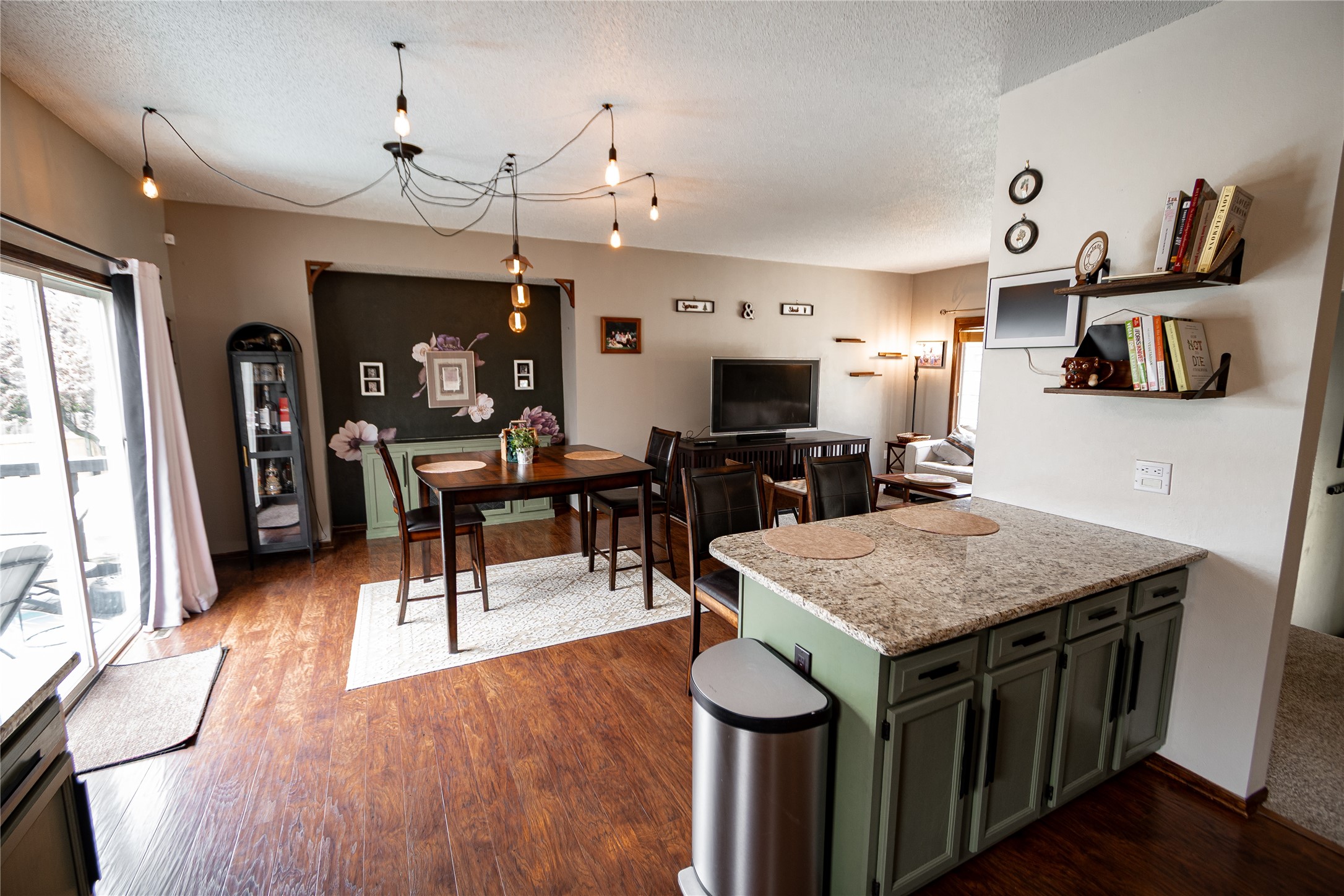 1941 NW 158th Street, Clive, Iowa image 3