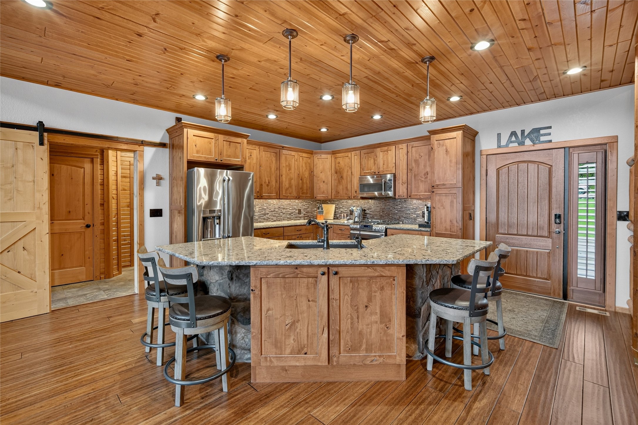 6758 Panorama Drive