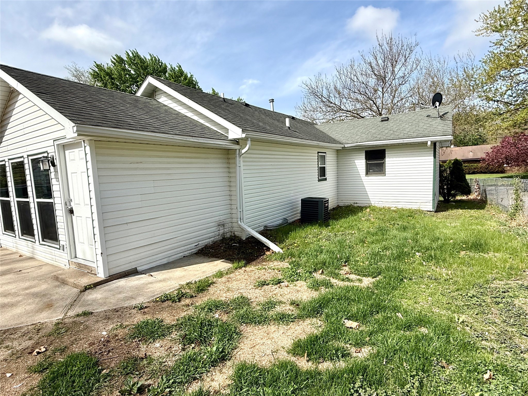 3937 E 32nd Street, Des Moines, Iowa image 16