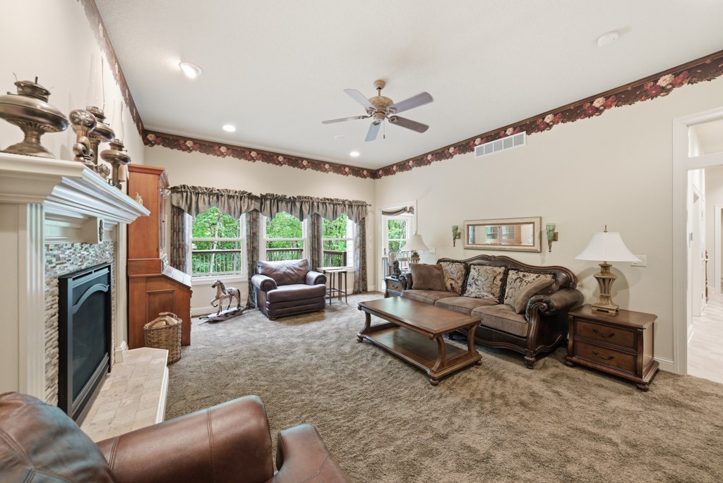 2988 NW 75th Place