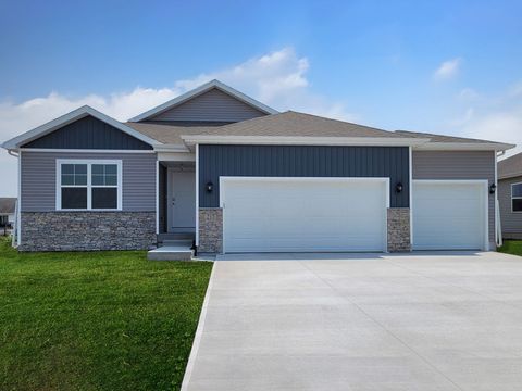 Homes For Sale - 1370 Mallard Lane<br/> Waukee, IA 50263