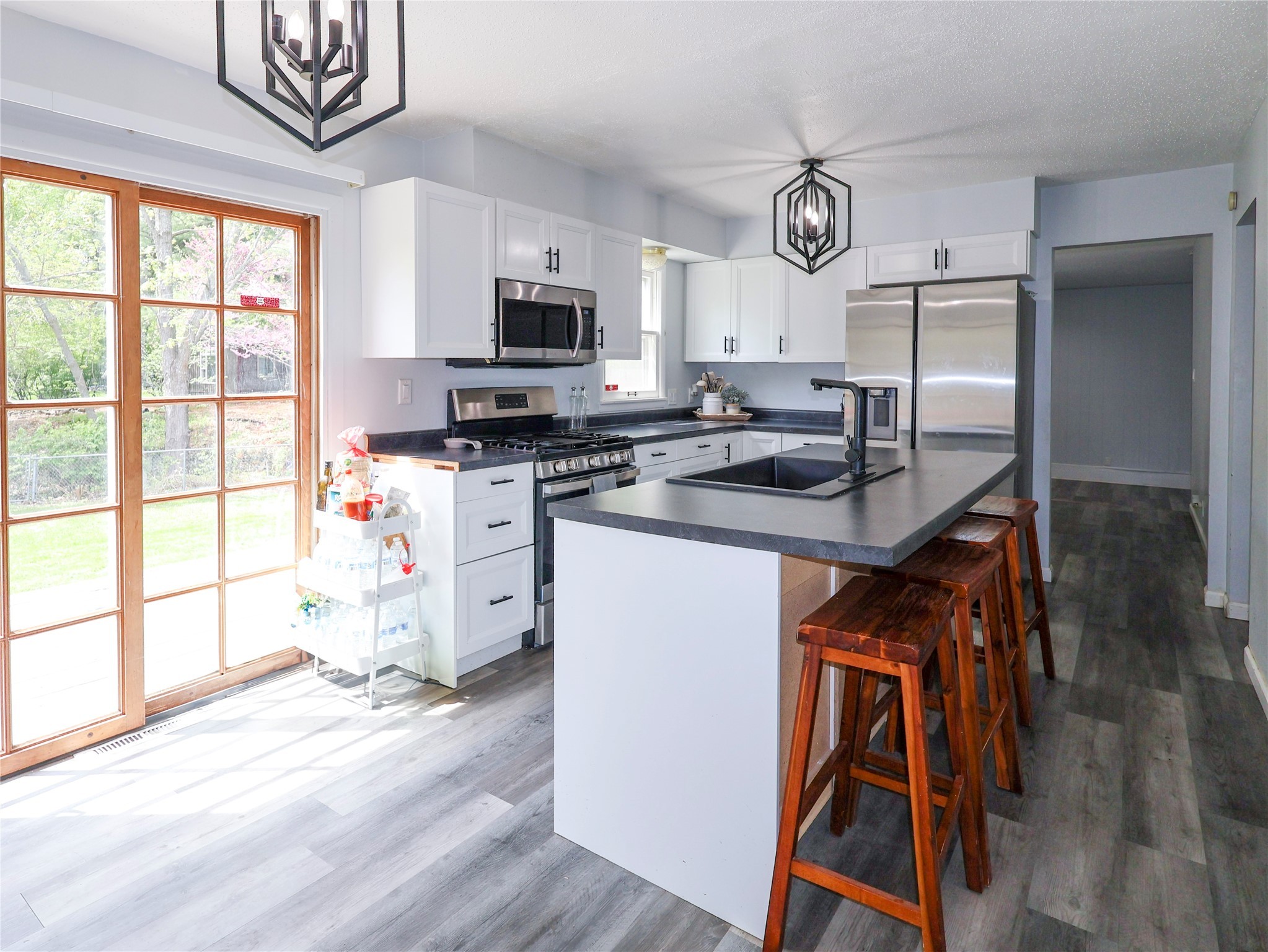 4600 Aspen Drive, West Des Moines, Iowa image 2