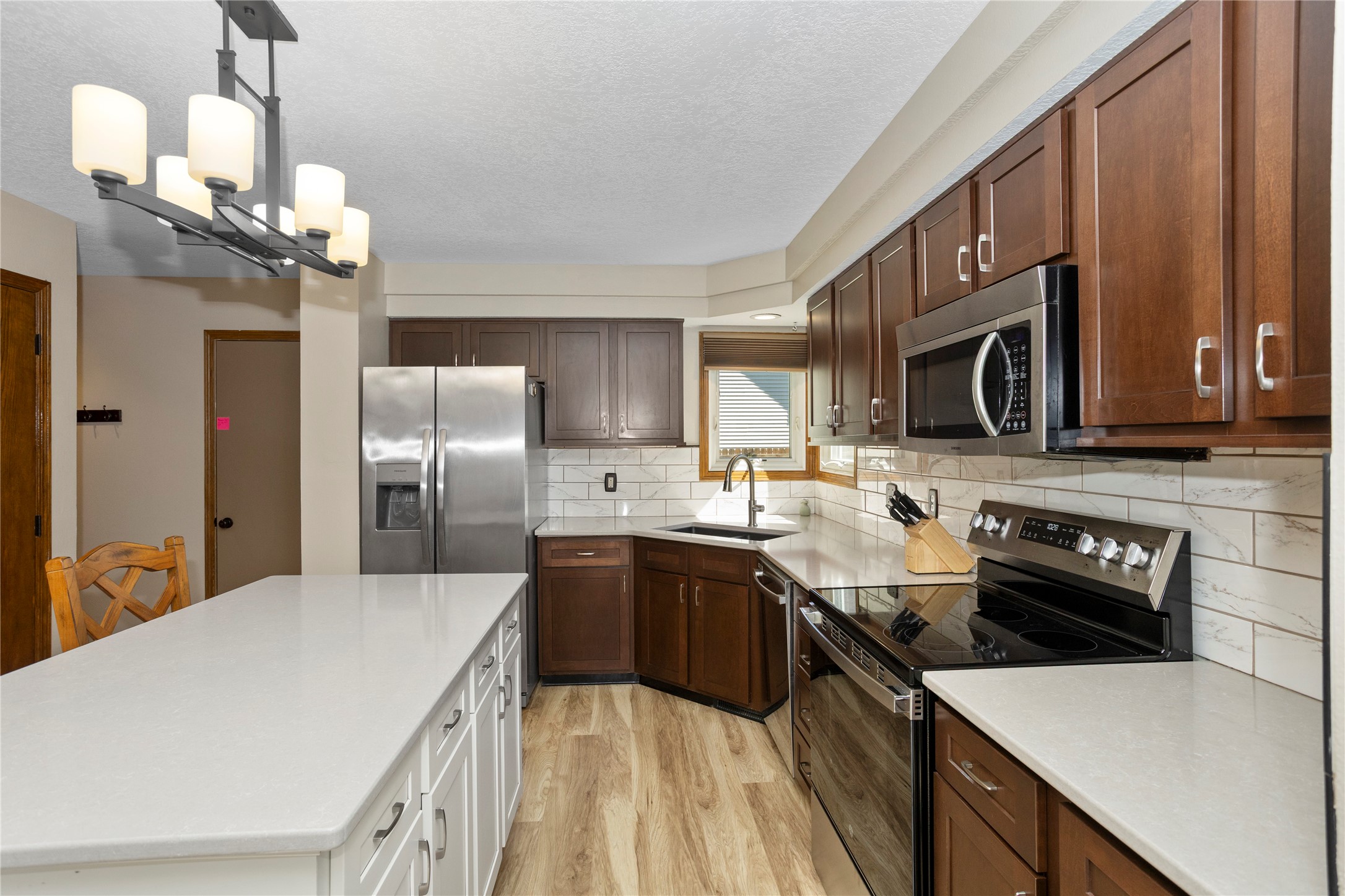 421 31st Street, West Des Moines, Iowa image 10