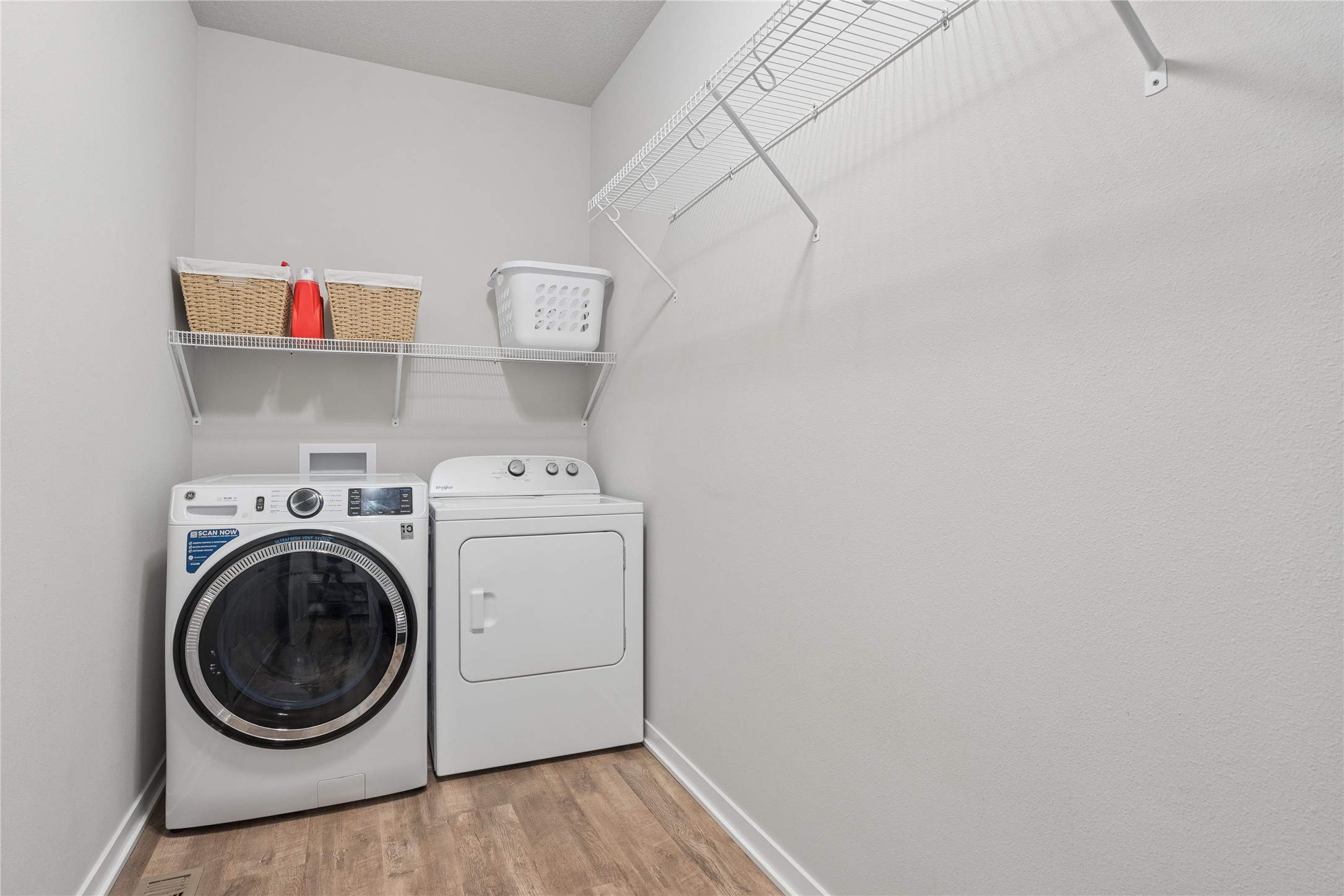 300 NE Tanzanite Court