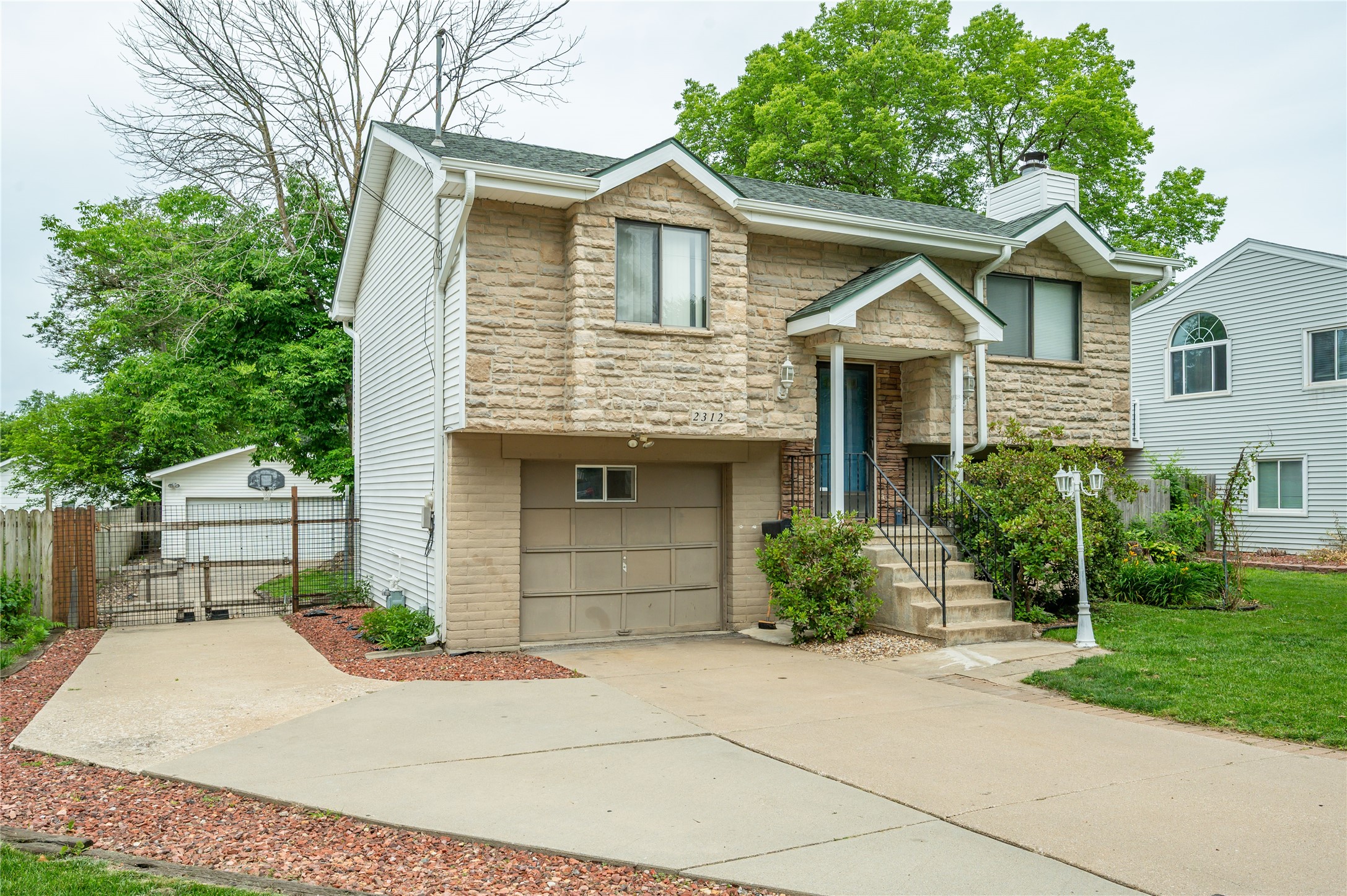 Photo 1 of 18 — 2312 60th Street, Des Moines, IA 50322