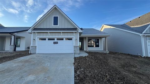 1516 Garland Avenue Norwalk IA 50211