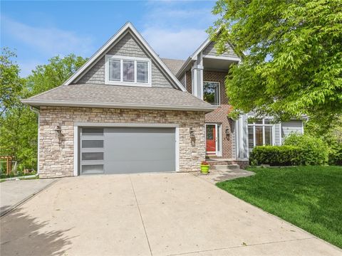 Single Family Residence in Urbandale IA 4842 65th Street.jpg