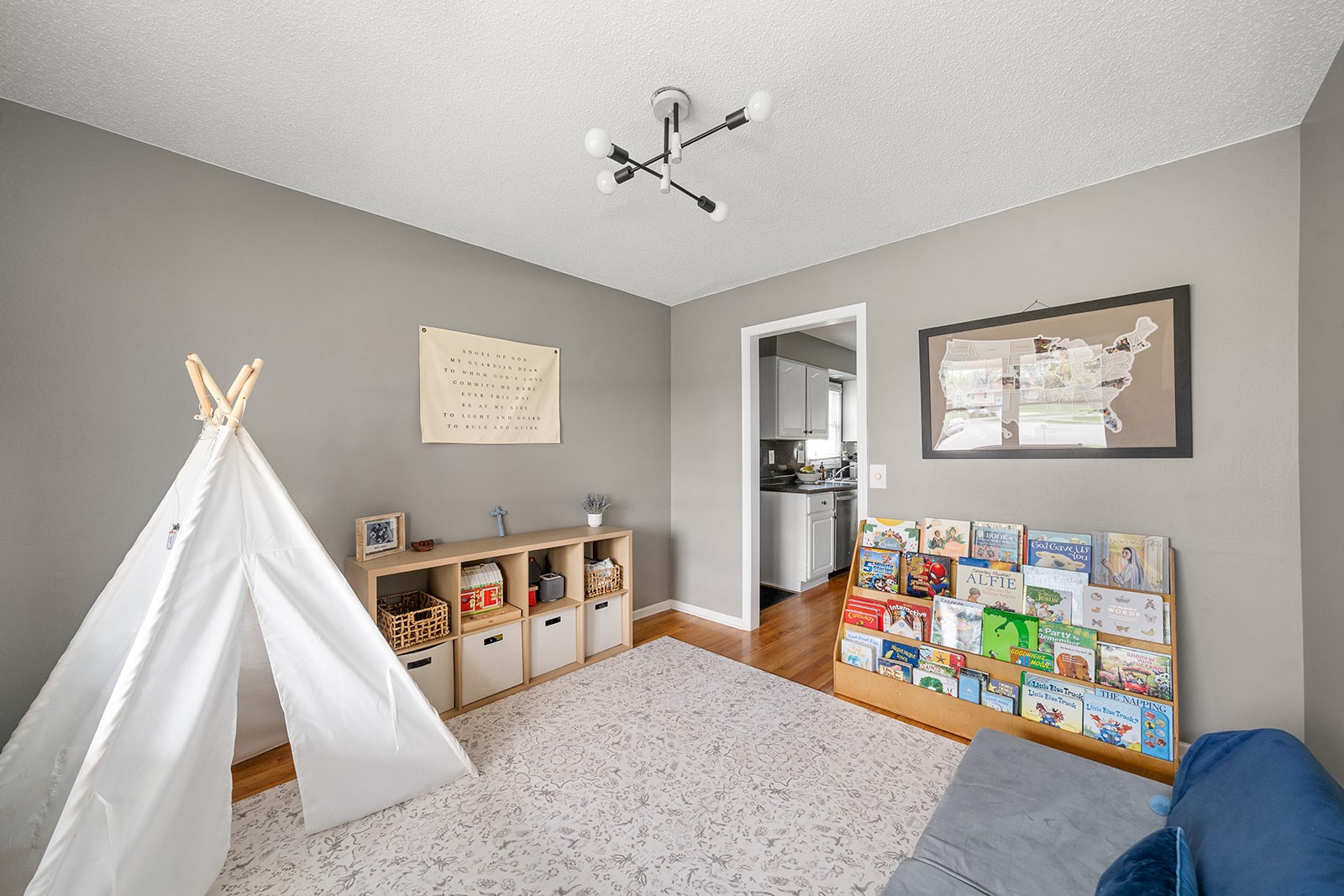 1035 Clared Circle, West Des Moines, Iowa image 13