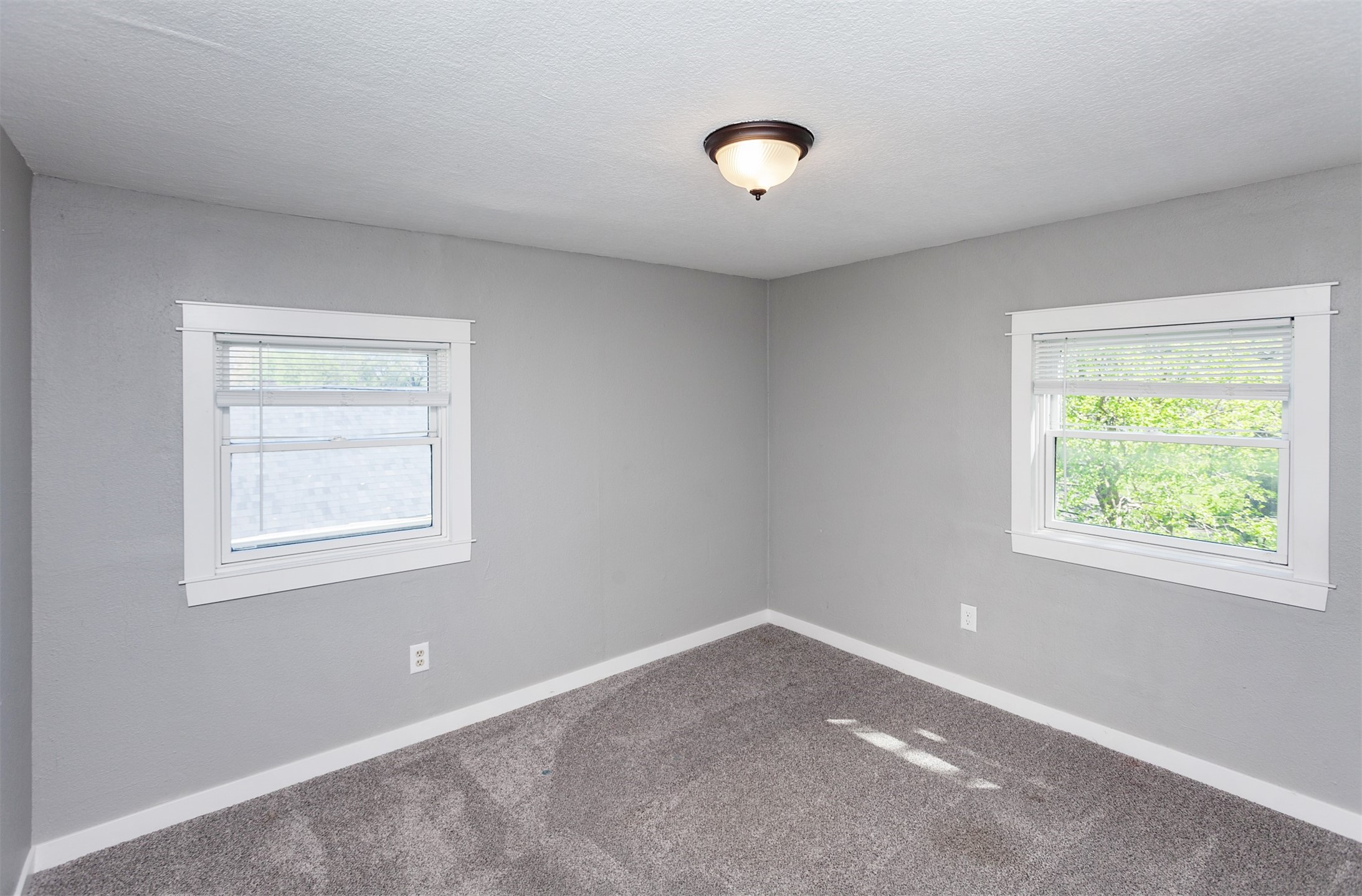 1915 E 22nd Street, Des Moines, Iowa image 14