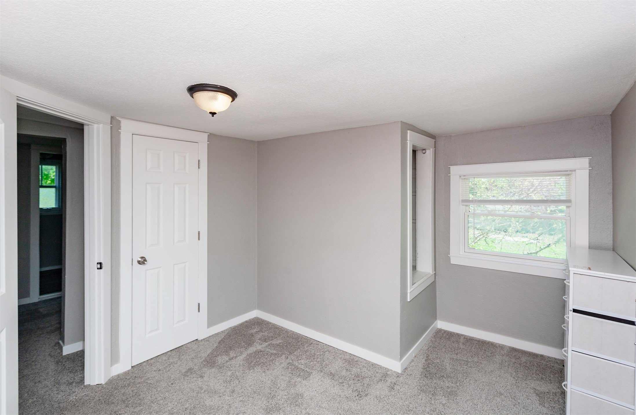 1915 E 22nd Street, Des Moines, Iowa image 19
