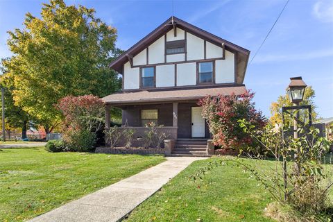 901 W 5th Street Perry IA 50220