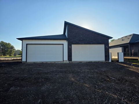 Homes For Sale - 718 Ringold Street<br/> Boone, IA 50036