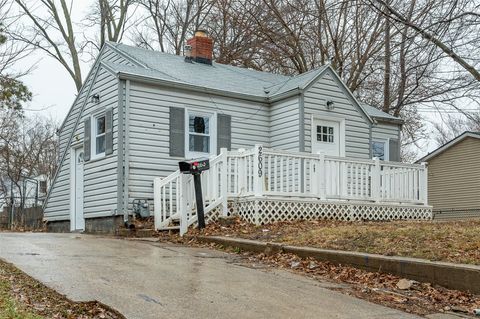 2609 Adams Avenue Des Moines IA 50310