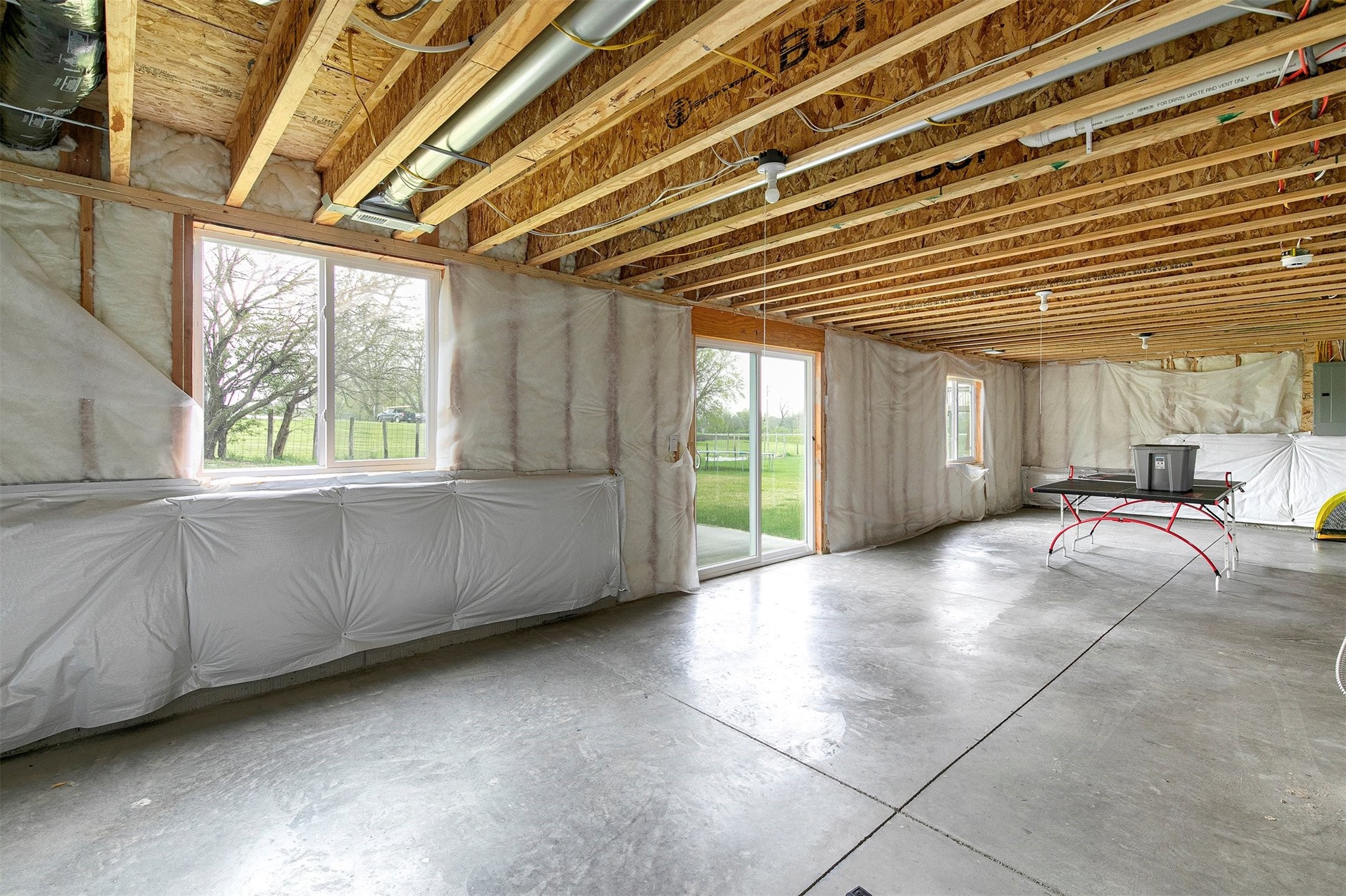 718 Fountain View Drive, Pella, Iowa image 18
