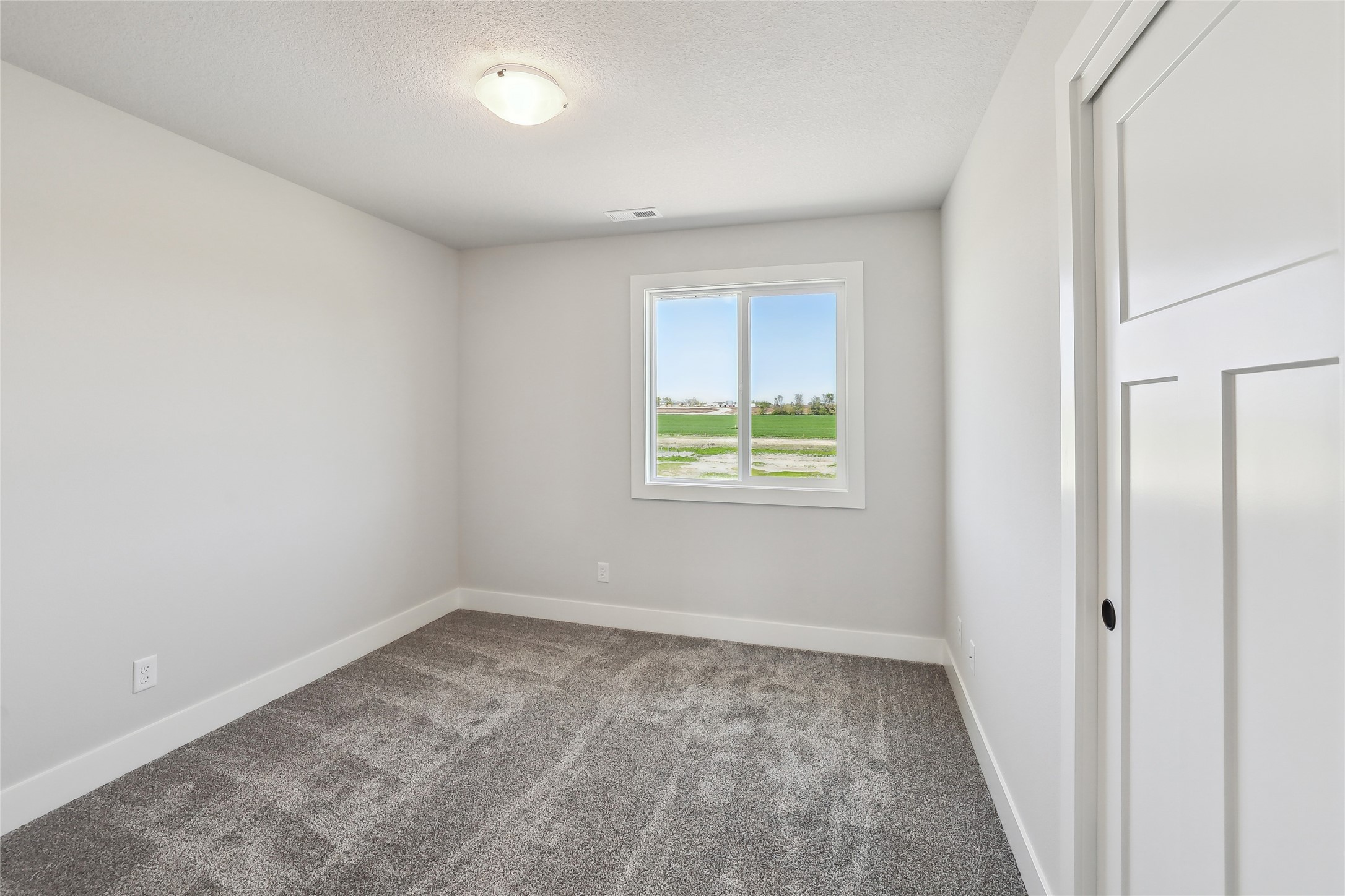 2208 White Oak Lane, Granger, Iowa image 13