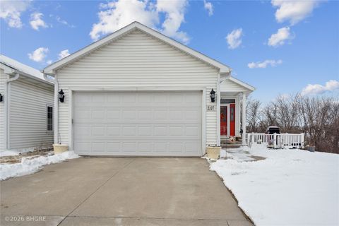 Condo For Sale - 2107 W 4th Avenue<br/> Indianola, IA 50125