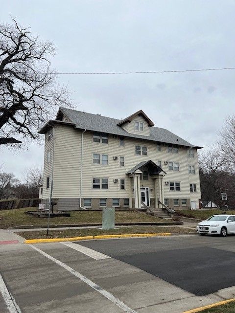 Homes For Sale - 2907/203 West/campus Street<br/> Ames, IA 50014