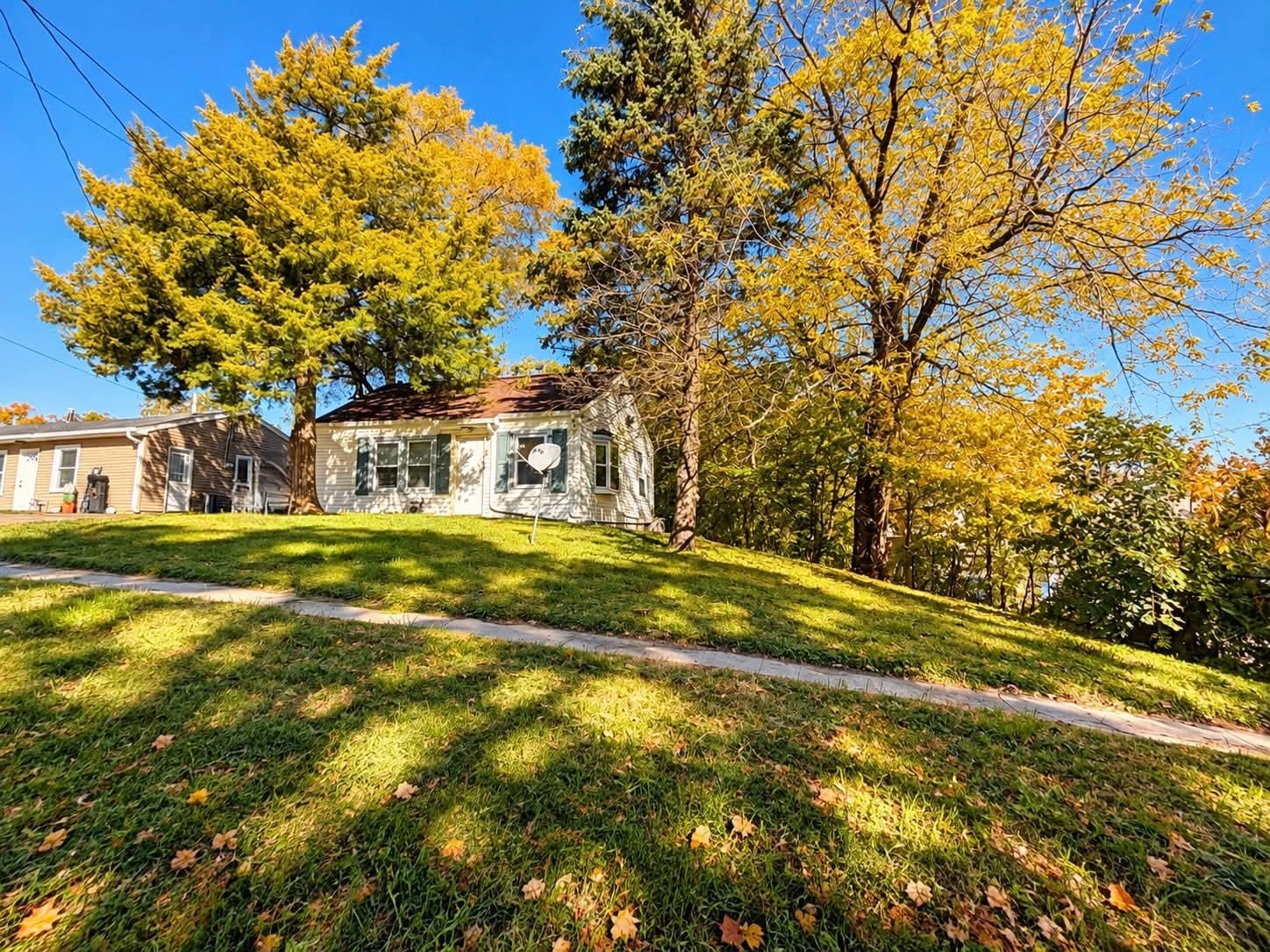 35 Hillside Avenue