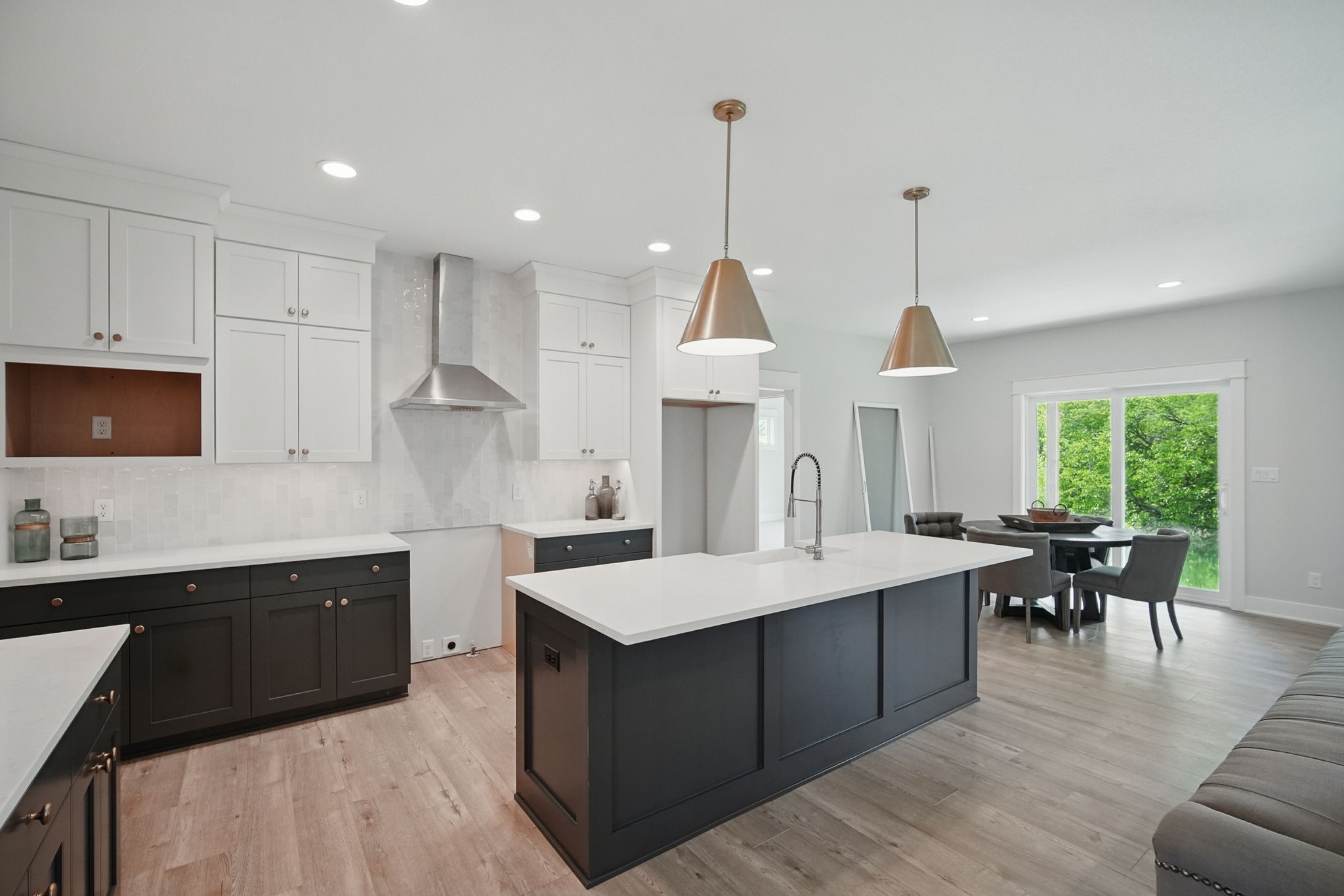 120 NW Alderleaf Drive