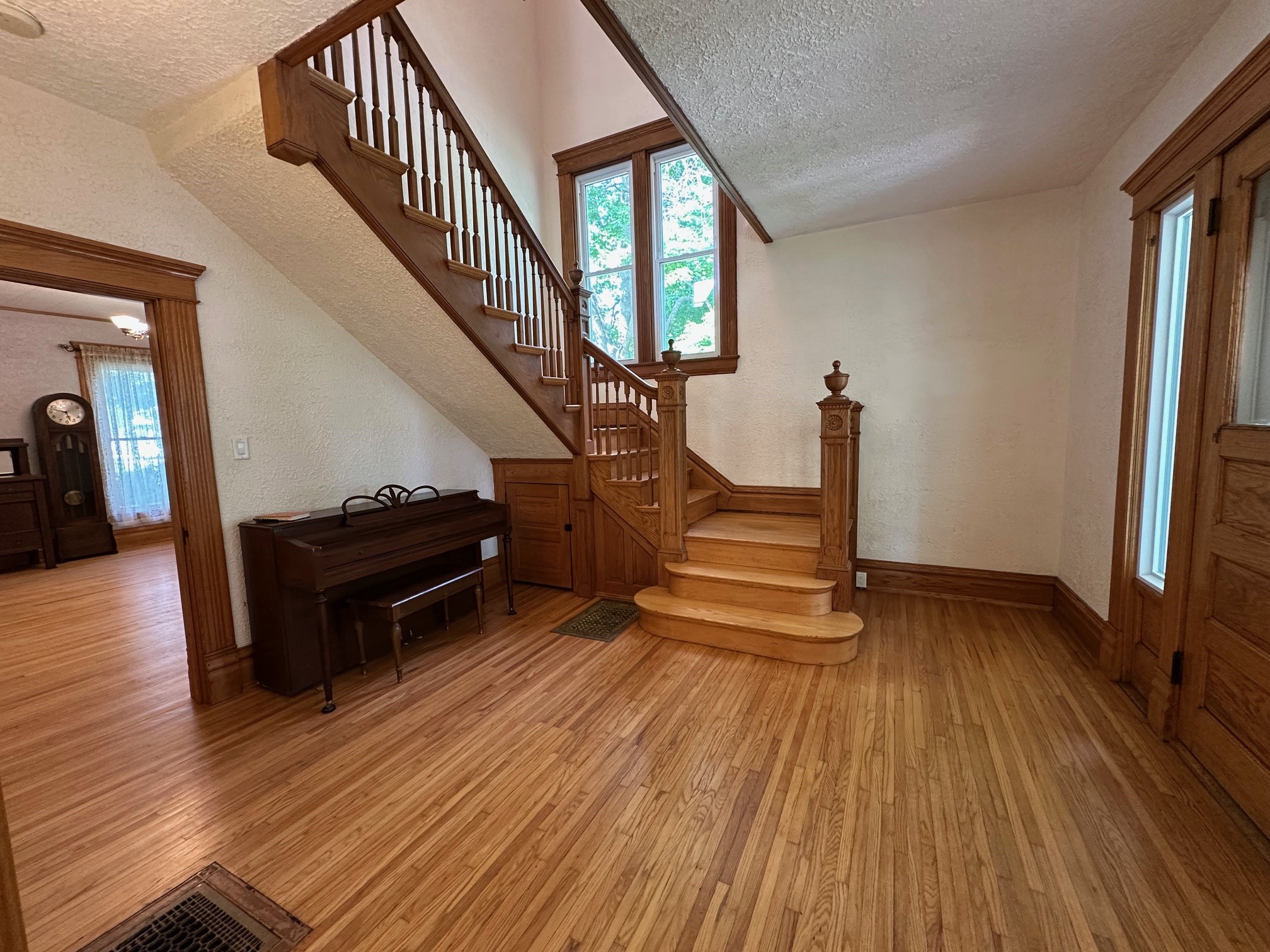 724 W Jefferson Street, Winterset, Iowa image 5