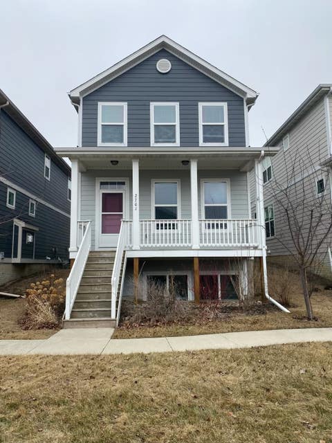 Featured picture for the property 711398